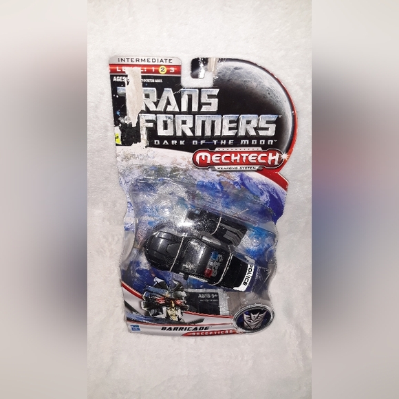Transformers: Dark of the Moon MechTech Deluxe Weapons system Barricade 2010 - Picture 12 of 13